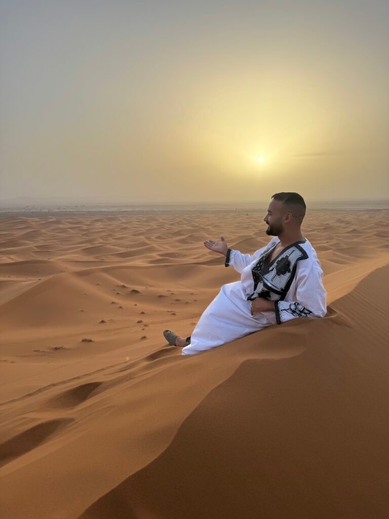 a guide in the sahara desert